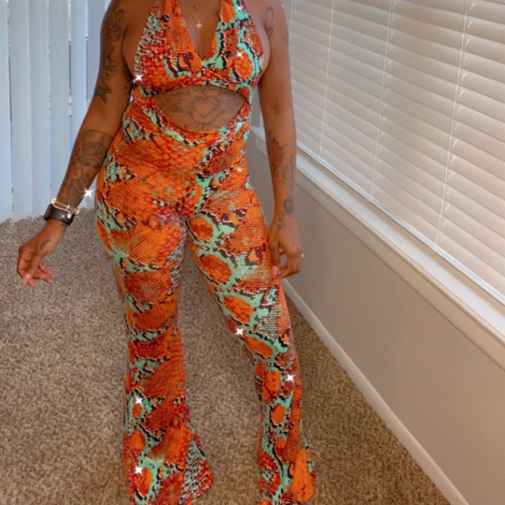 JUMPSUIT